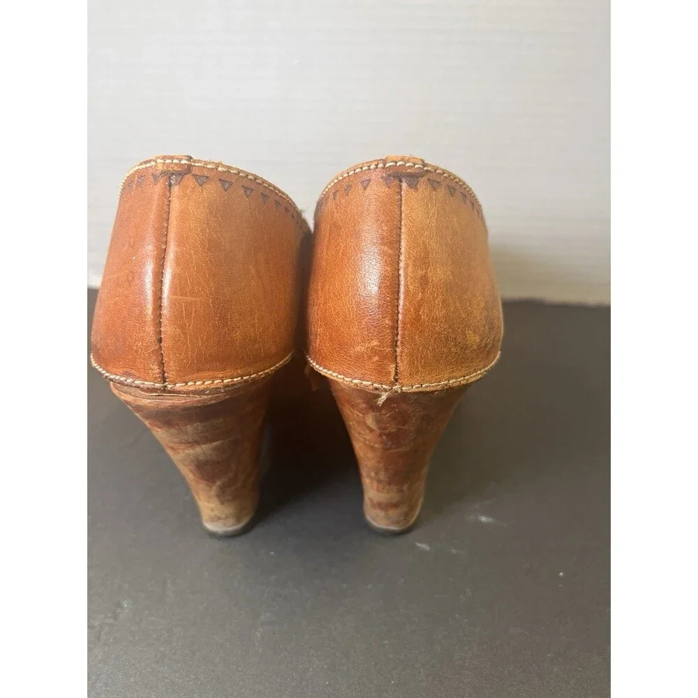 Vintage 70’s Quali Craft Casualettes Shoes Wing Tip Leather Brazil Wood Heels 7b